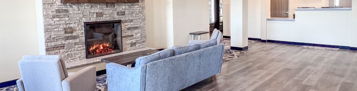 Banner for Iron Creek Inn & Suites